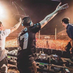 Tiësto & The Chainsmokers