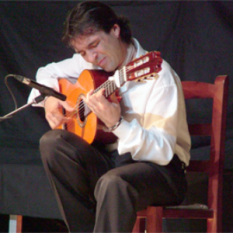 Agustín Carbonell "Bola"