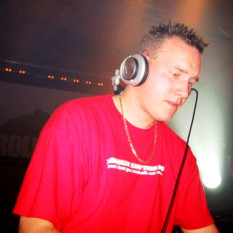 DJ XD