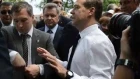 «Денег нет, но вы держитесь тут!» - ответил премьер Медведев пенсионерке