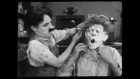 Чарли Чаплин - парикмахер