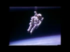 Astronaut Bruce McCandless II Floats Free in Space
