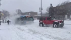 montreal city bus rescue. when a 4runner v8,sequoia & jeep rubicon pull out a bus!