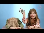 Дети впервые играют в советскую электронную игру "Ну, погоди"