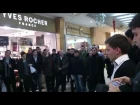 Семинаристы РПЦ поют в торговом центре колядку на украинском языке
